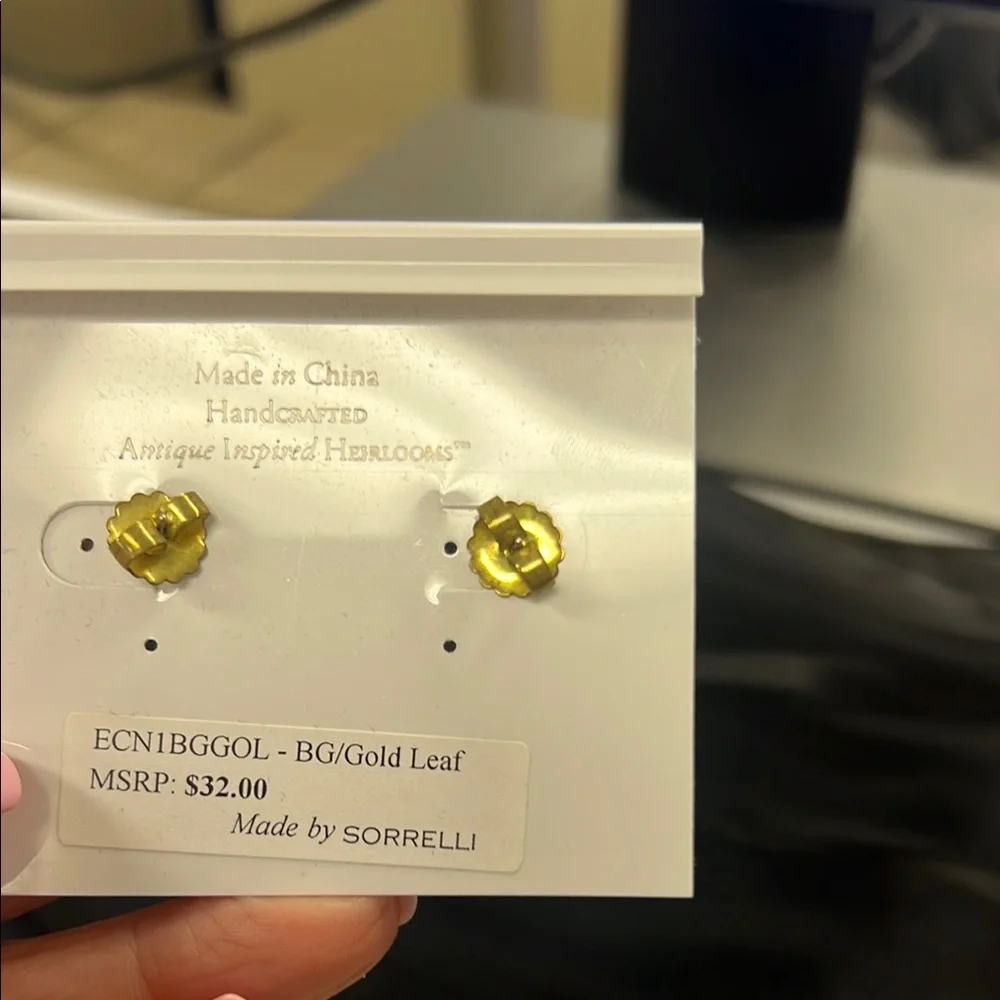 Sorrelli Gold and Brown Necklace with earrings and ring! - Picture 3 of 10